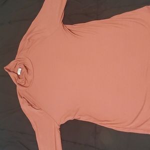 Wilfred light pink turtle neck (size XL)